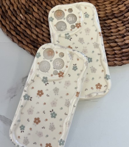 jesienne kwiatki etui Iphone 16