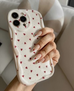 Czerwone serca etui IPHONE 16 