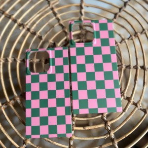 etui geometryczne szachownica iphone 13 pro max