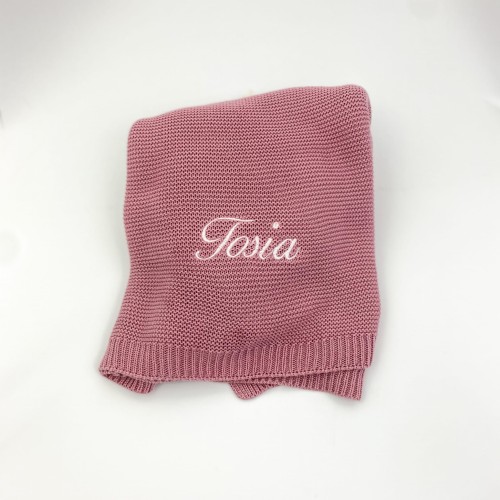 kocyk pudrowy róż z imieniem dziecka