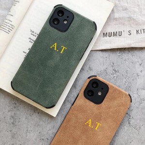 Zamszowe etui z personalizacją iphone 11 pro