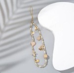 beżowa smycz z sercem do telefonu elegancka