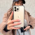 ETUI CROSSBODY ZE SZNURKIEM